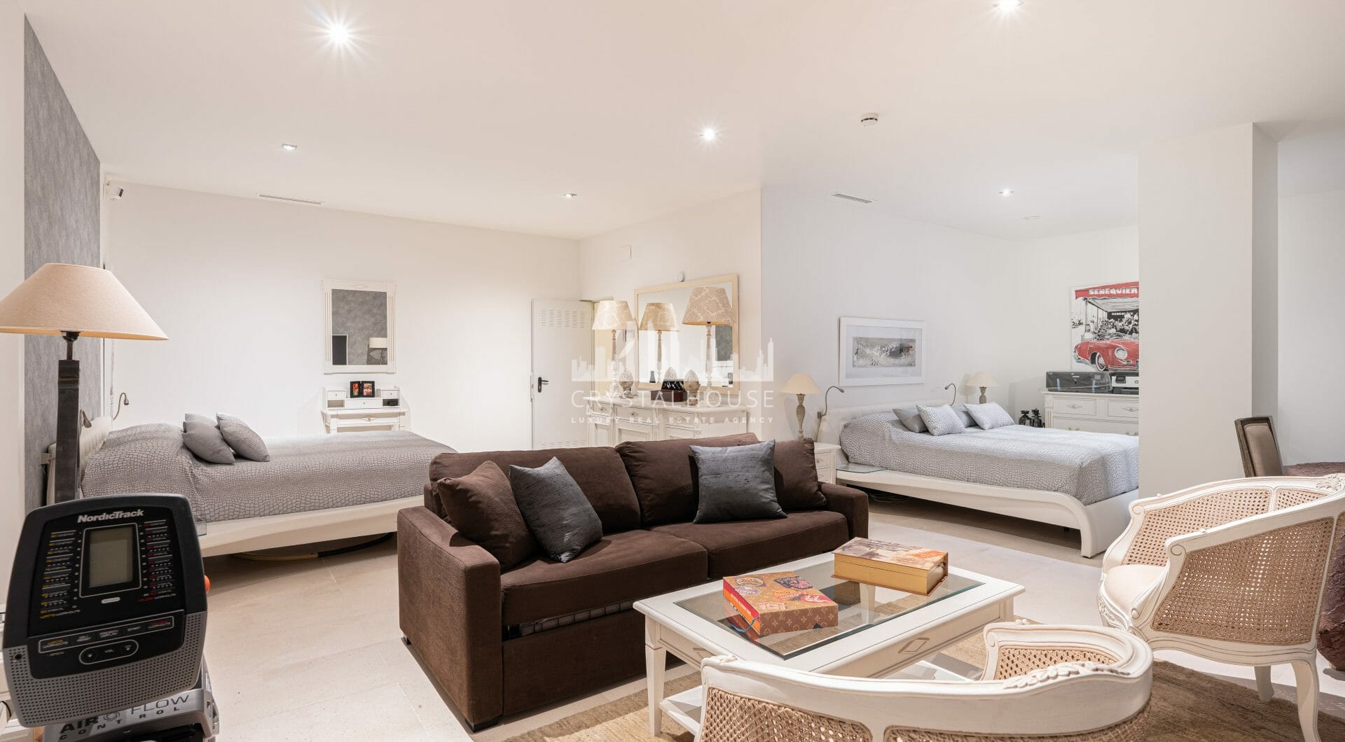 Bliźniacza willa na sprzedaż w Meisho Hills, Marbella Golden Mile