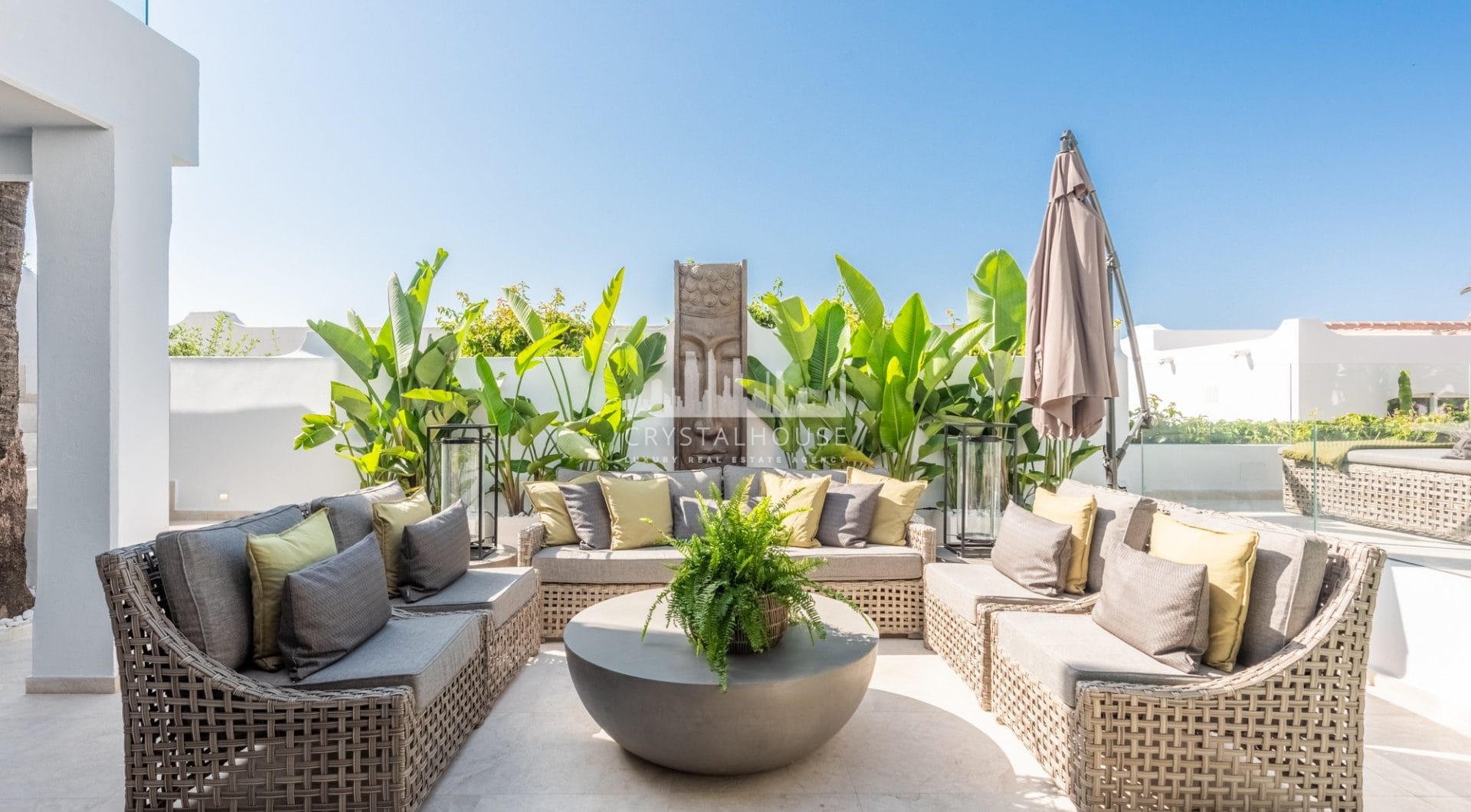 Dom szeregowy na sprzedaz w El Oasis Club, Marbella
