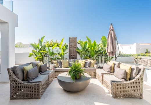 Dom szeregowy na sprzedaz w El Oasis Club, Marbella