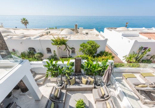 Dom szeregowy na sprzedaz w El Oasis Club, Marbella
