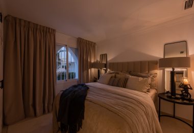 Dom szeregowy na sprzedaz w El Oasis Club, Marbella