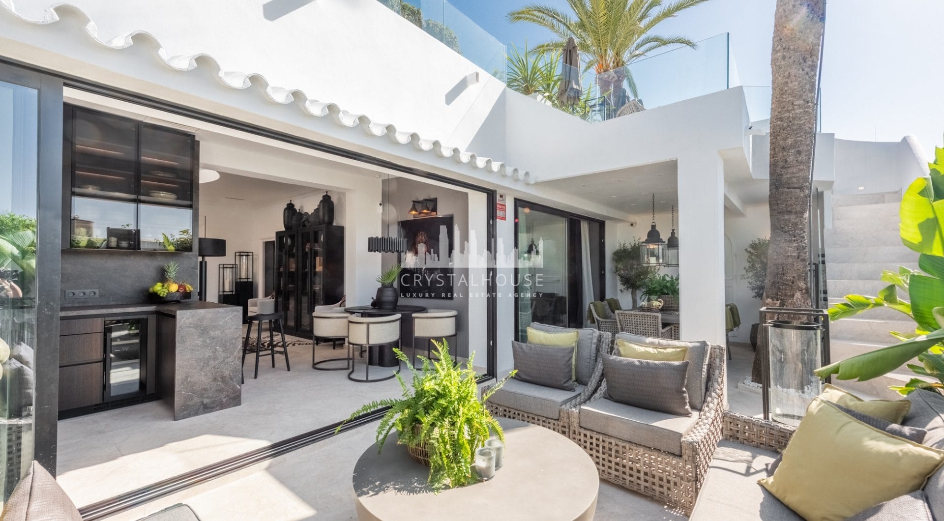 Dom szeregowy na sprzedaz w El Oasis Club, Marbella