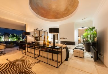 Dom szeregowy na sprzedaz w El Oasis Club, Marbella