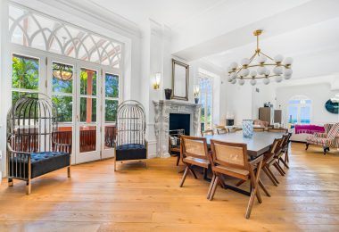 Wspaniałe sześć sypialni Villa zlokalizowane w Hacienda Las Chapas, Marbella z zaskakującymi widokami morza