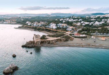 Solemar, contemporary apartments with amazing seaviews in Casares Beach.