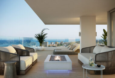 SPECTACULAR 4-BEDROOM LUXURY 19th FLOOR APARTMENT FRONTLINE BEACH MALAGA CITY