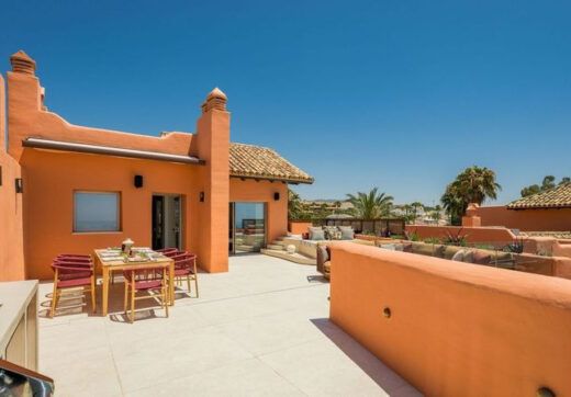 Luxurious Penthouse Duplex with Direct Beach Access in Los Monteros Playa, Marbella