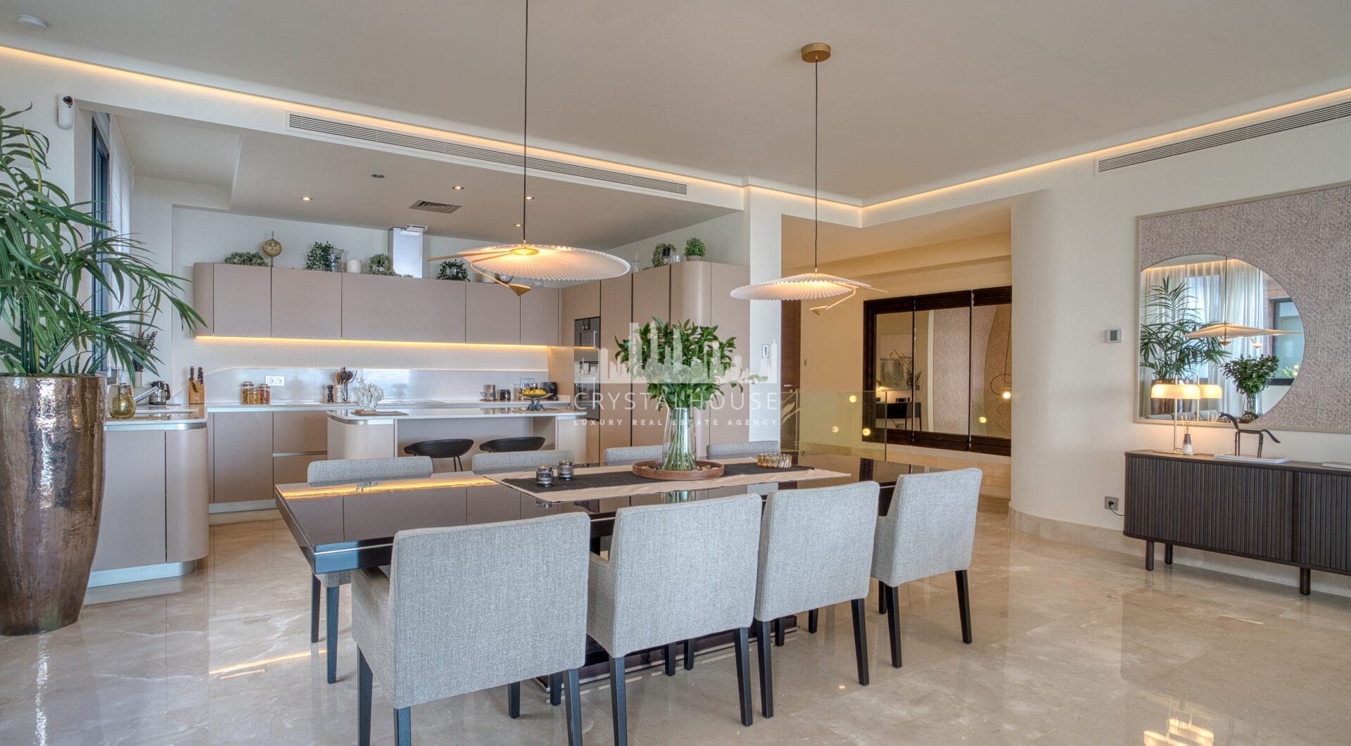 Exceptional four bedroom, south facing luxurious property in the prestigious La Reserva De Sierra Blanca, Marbella - with stunning sea views