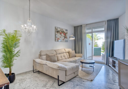 Fully renovated two bedroom, ground floor apartment in the well-known and gated community Marbella Real