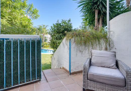Fully renovated two bedroom, ground floor apartment in the well-known and gated community Marbella Real
