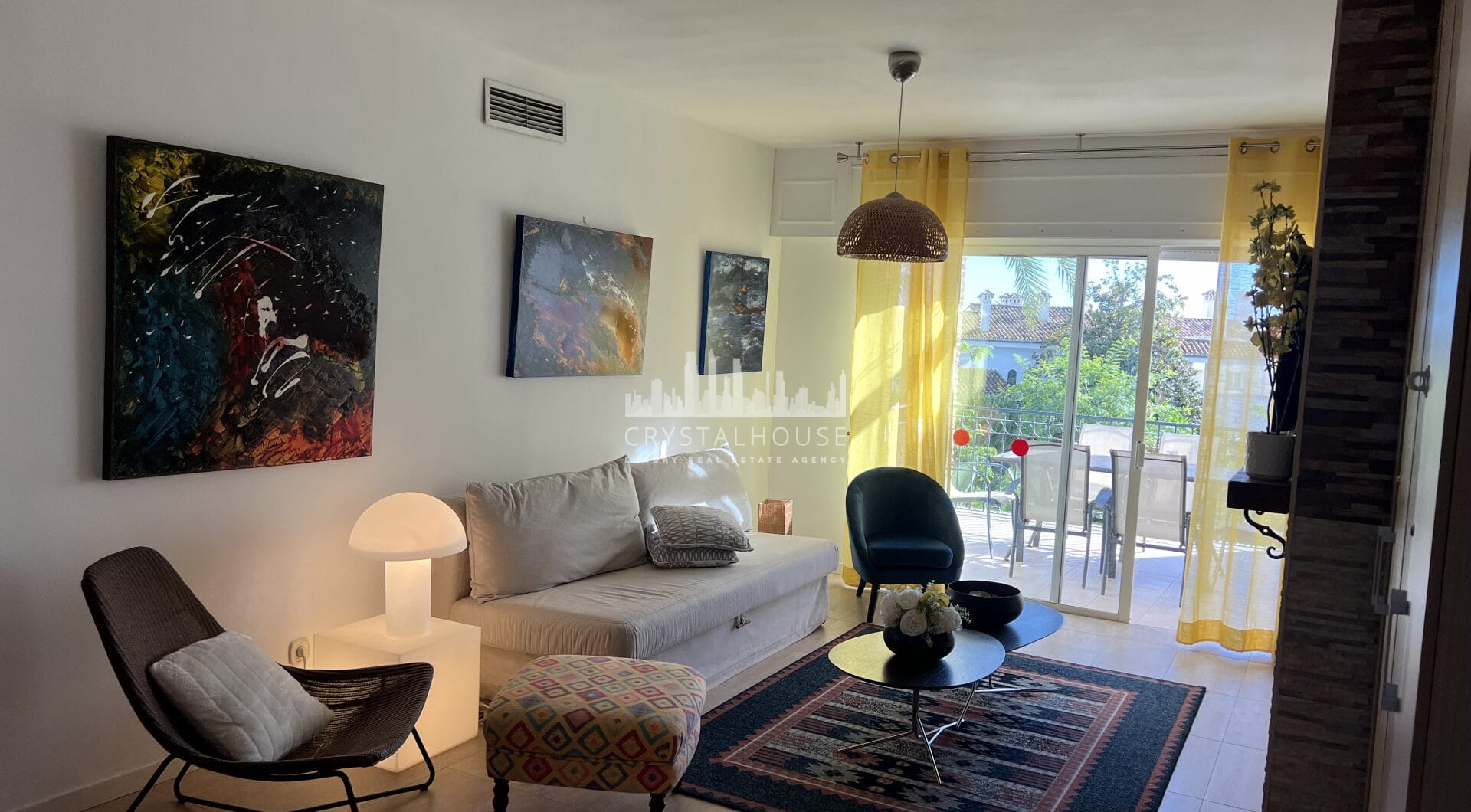 Beachside Apartment in Estepona East