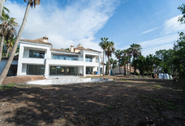 Newly build Villa Bacara for SALE!