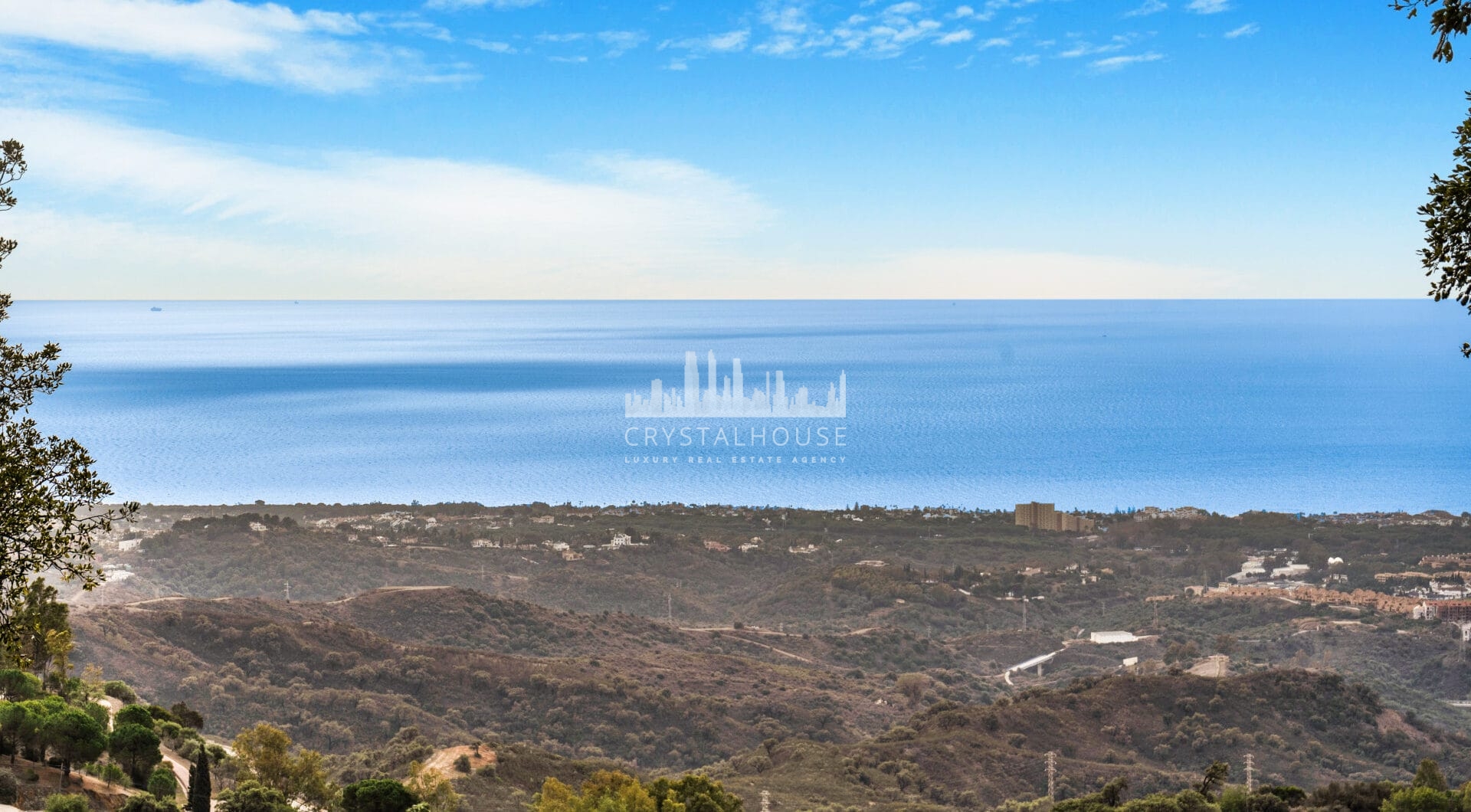 Fantastic three bedroom semi detached villa in a gated community of Monte Elviria, La Mairena