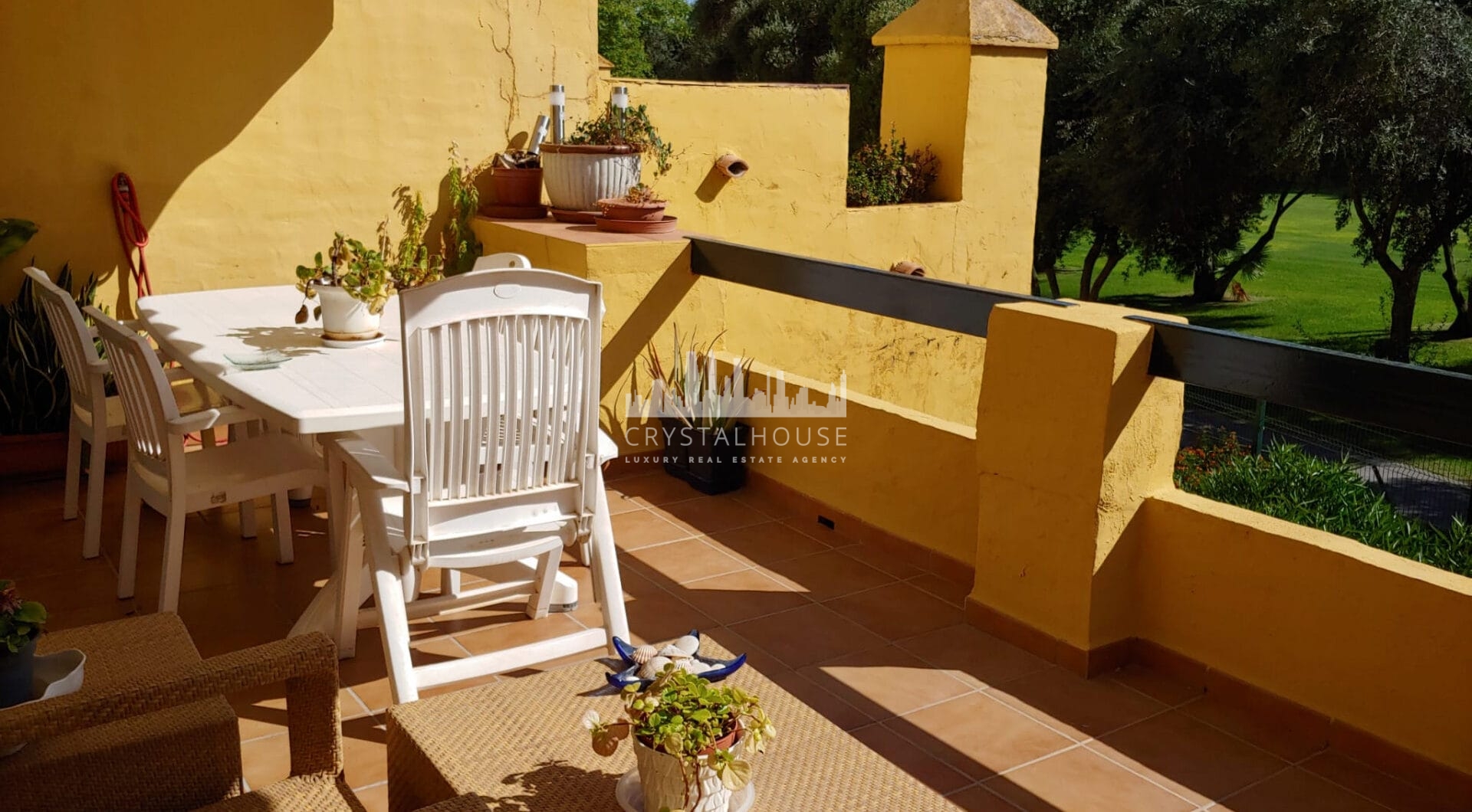 Elegant Frontline Golf Duplex Penthouse in Guadalmina Alta