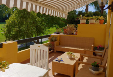 Elegant Frontline Golf Duplex Penthouse in Guadalmina Alta