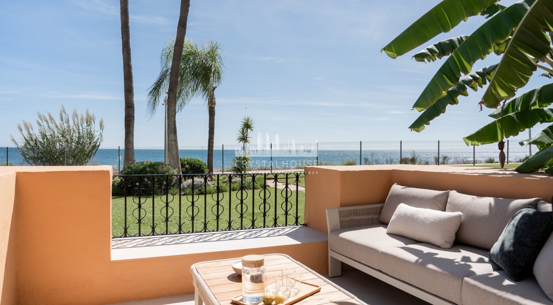 Luxury Beachfront Apartment