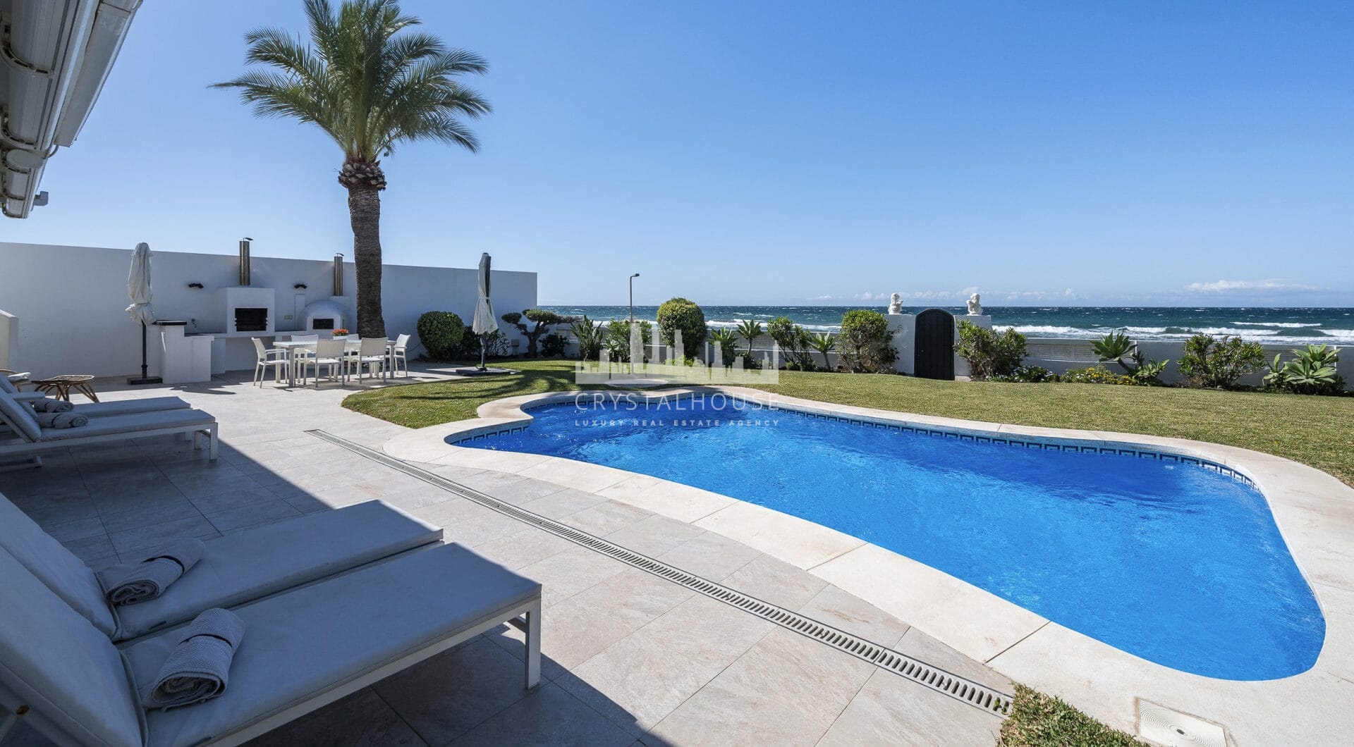 Stunning First Line Beach Villa in Vistamar Costabella Marbella