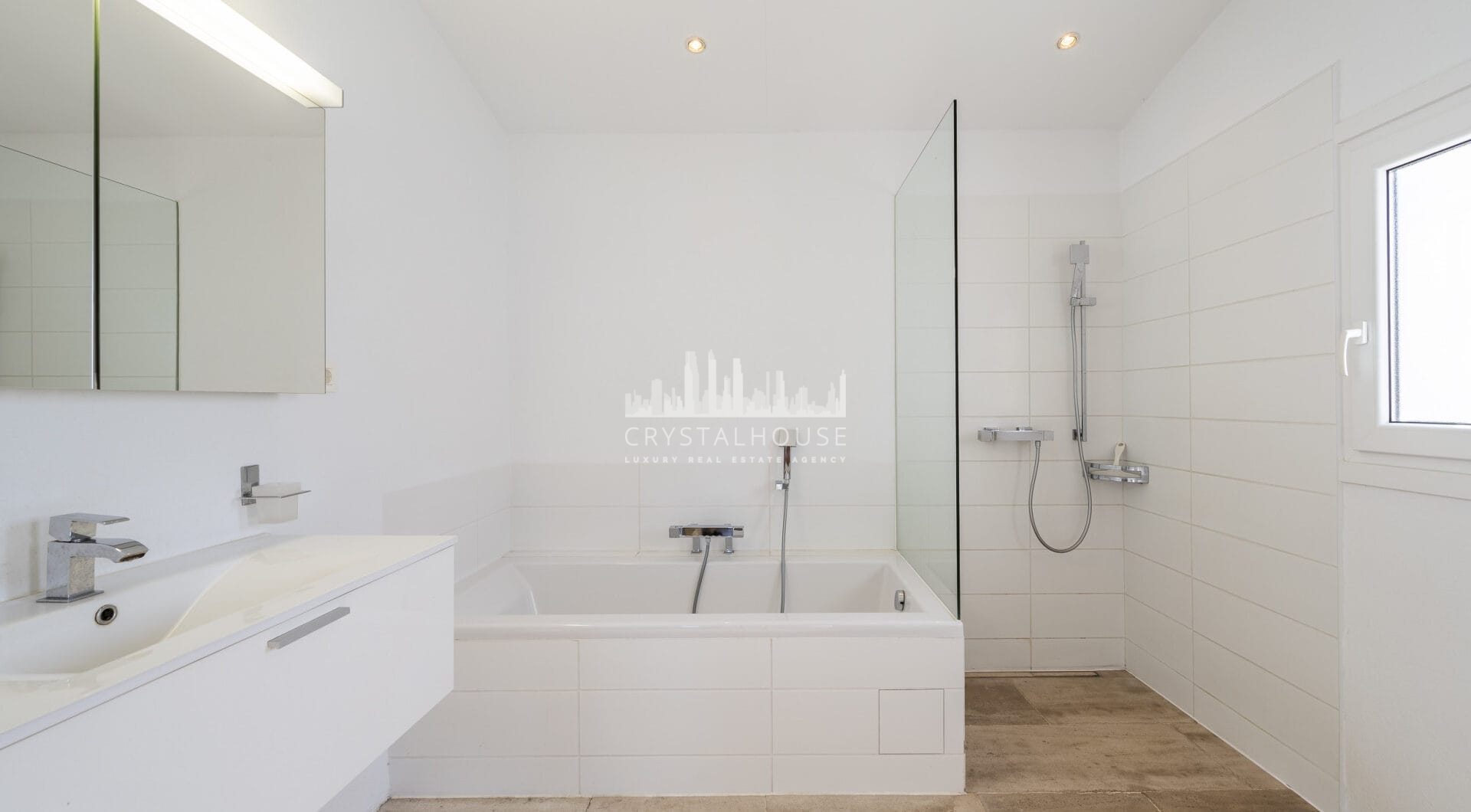 Stunning First Line Beach Villa in Vistamar Costabella Marbella
