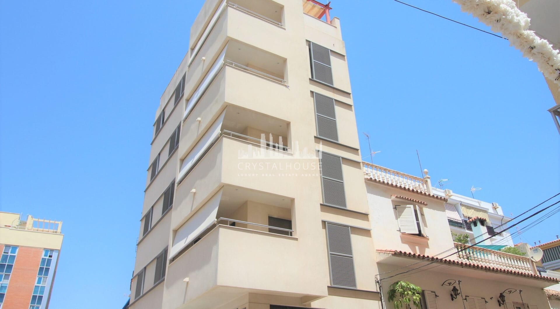 Apartment available second line to the beach in the heart of Estepona