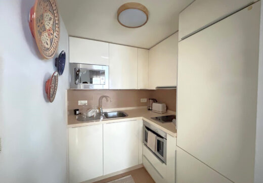 Apartment available second line to the beach in the heart of Estepona