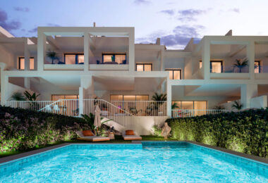 Golden View II, contemporary style townhouses in Manilva