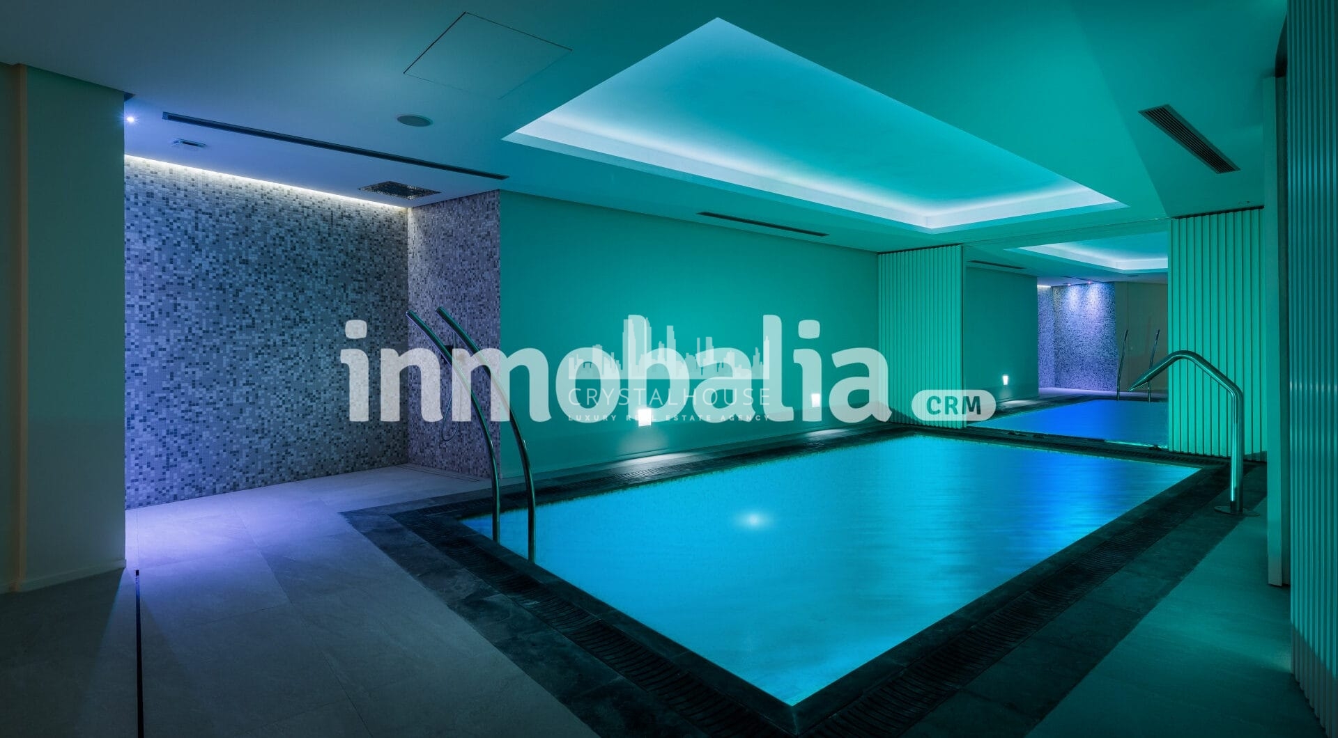 Fantastic modern villa with amazing panoramic sea views in La Zagaleta