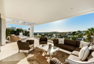 Los Olivos 5 Modern Masterpiece with Prime Location