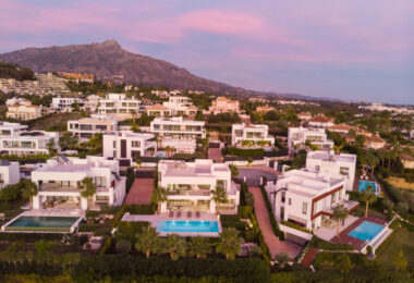 Los Olivos 5 Modern Masterpiece with Prime Location