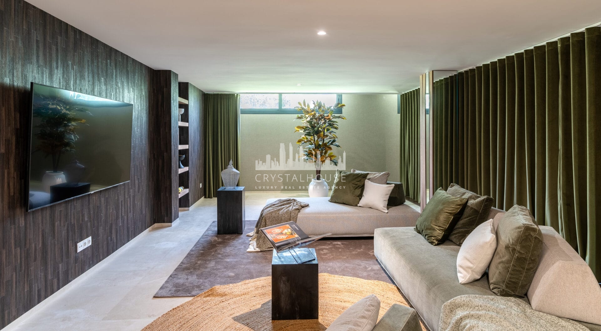 Luxury Villa in Los Olivos del Paraiso