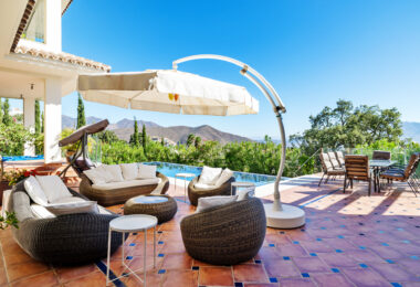 Absolutely epic candle with views to the sea, the valley, and the dawn! In Monte Elviria, Marbella East.