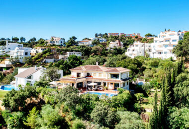 Absolutely epic candle with views to the sea, the valley, and the dawn! In Monte Elviria, Marbella East.