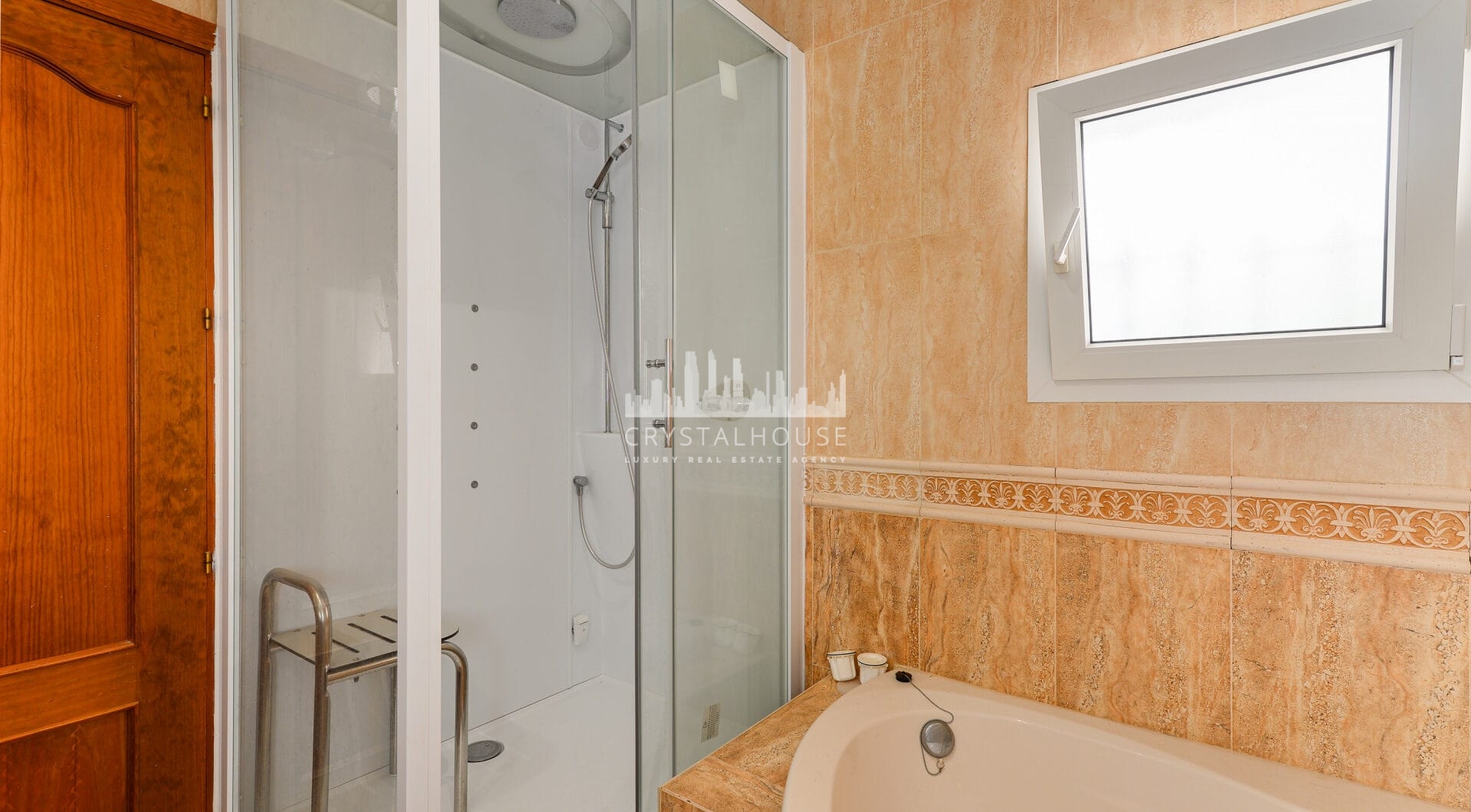Luxury 3-Bedroom House with Private Pool in Manilva, Malaga