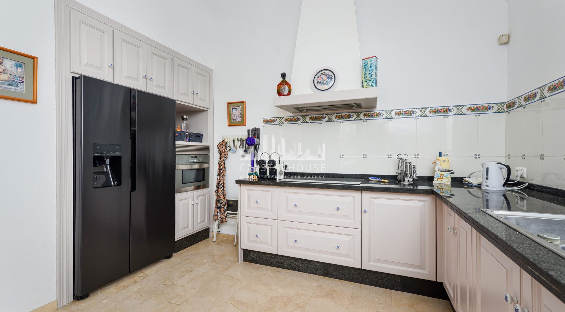 Luxury 3-Bedroom House with Private Pool in Manilva, Malaga
