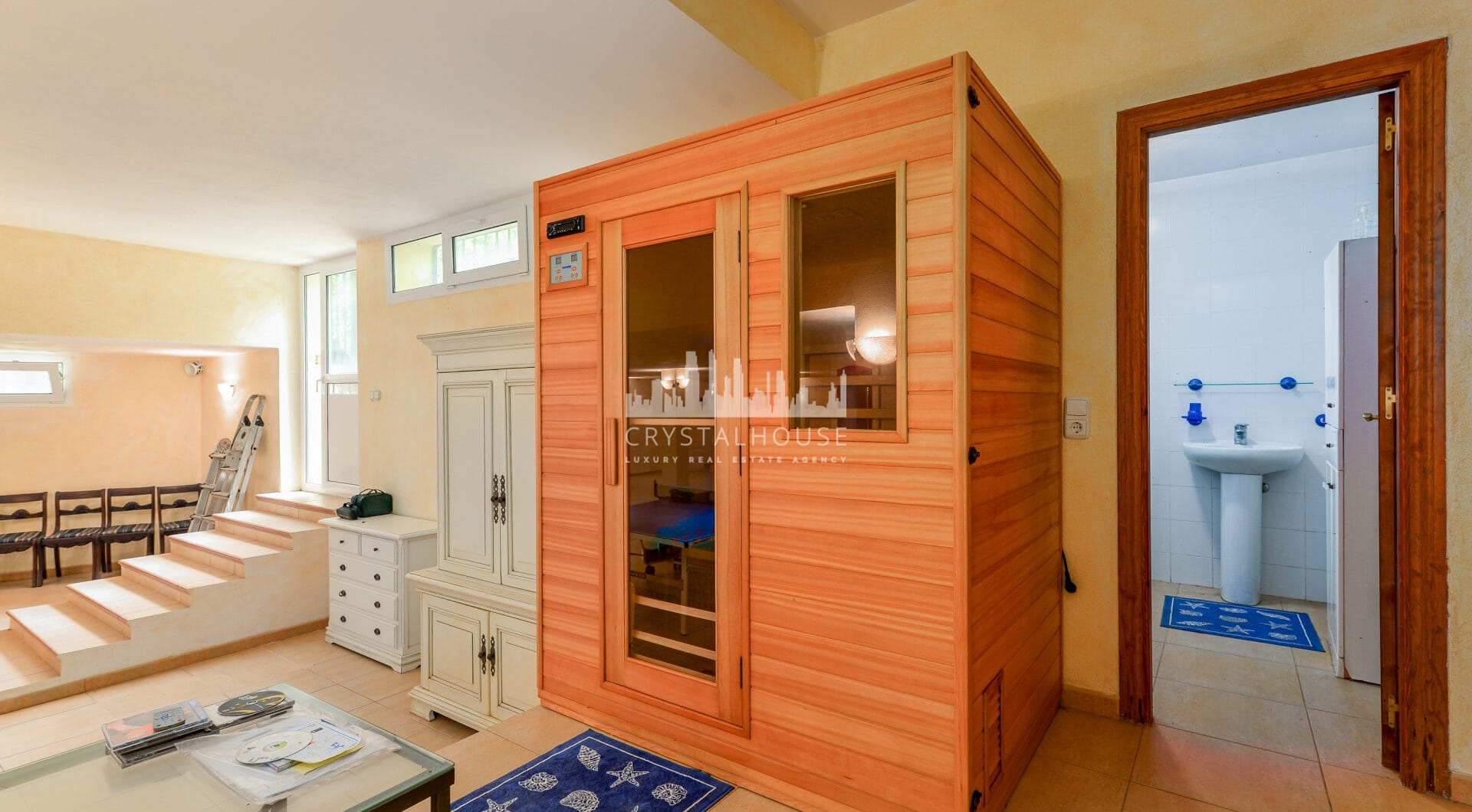 Luxury 3-Bedroom House with Private Pool in Manilva, Malaga