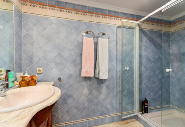 Luxury 3-Bedroom House with Private Pool in Manilva, Malaga