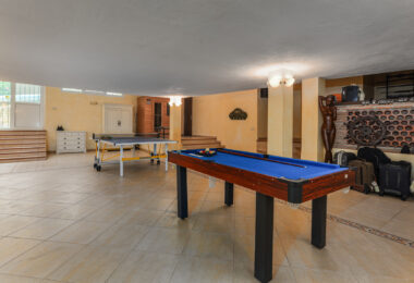 Luxury 3-Bedroom House with Private Pool in Manilva, Malaga