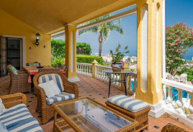 Luxury 3-Bedroom House with Private Pool in Manilva, Malaga