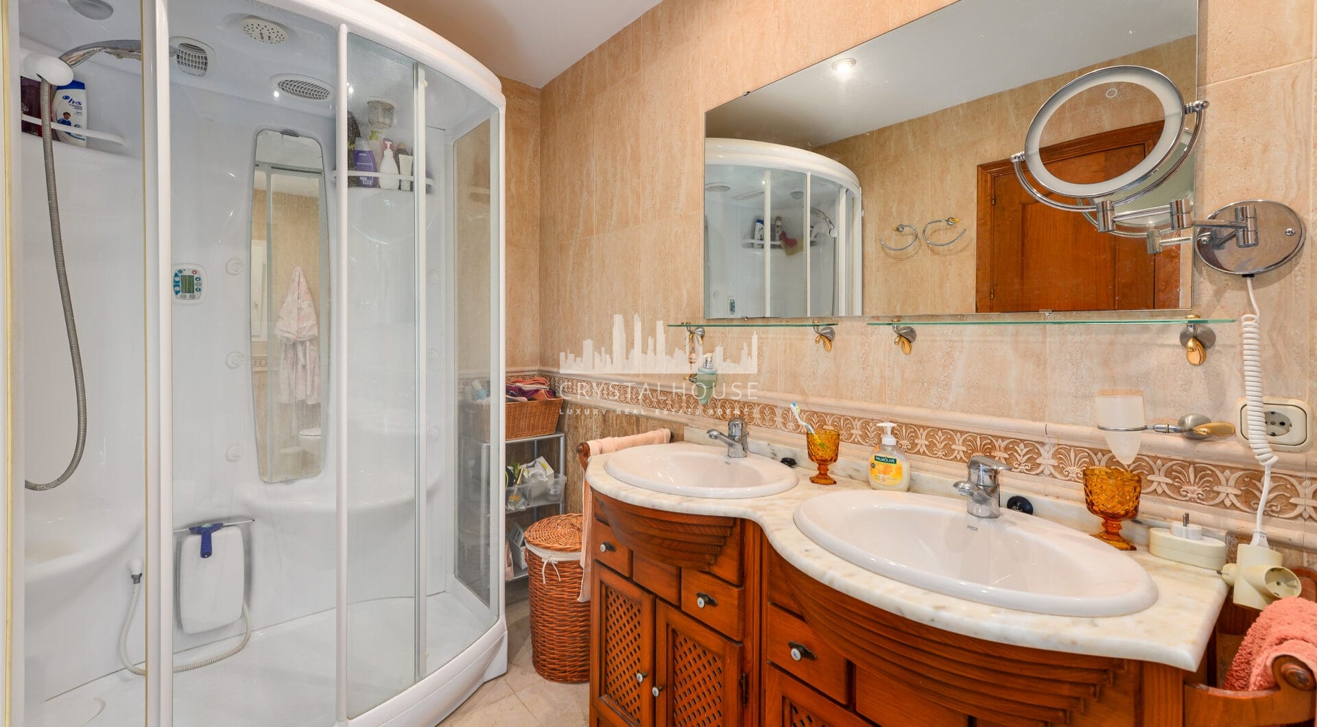 Luxury 3-Bedroom House with Private Pool in Manilva, Malaga