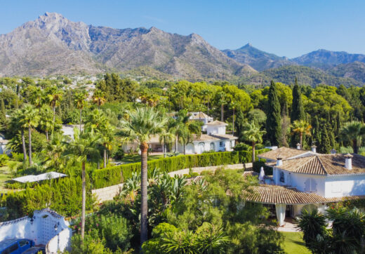 Wonderful six bedroom, south facing villa in the residential area Rocio de Nagueles, Marbella with guest apartment