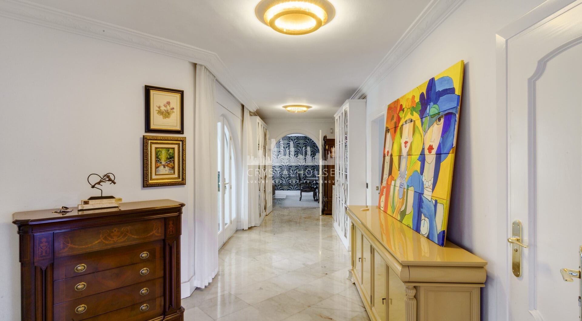 Wonderful six bedroom, south facing villa in the residential area Rocio de Nagueles, Marbella with guest apartment