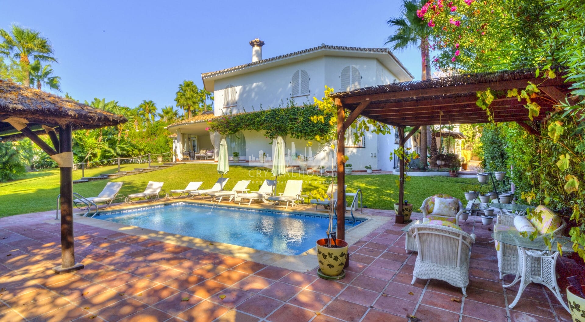 Wonderful six bedroom, south facing villa in the residential area Rocio de Nagueles, Marbella with guest apartment