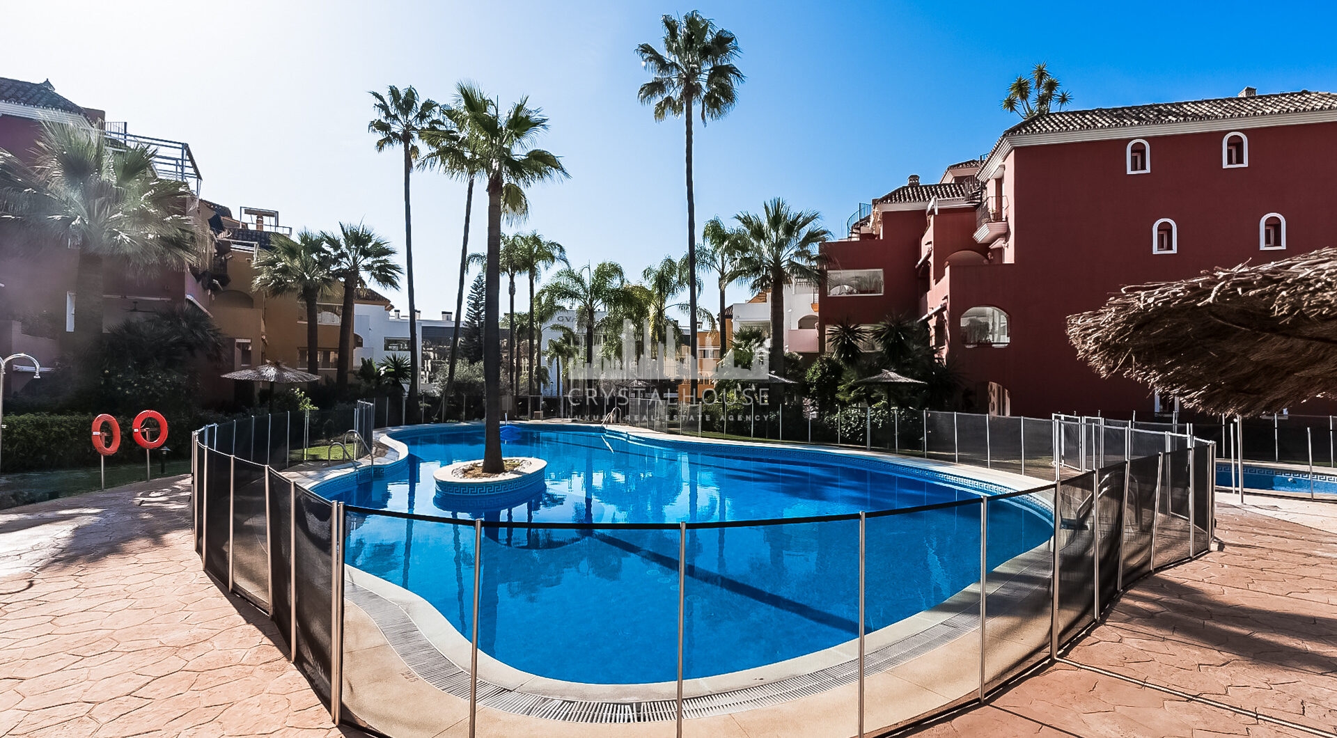 Elegant two bedroom, south-west facing apartment in the gated community El Infantado on Marbella’s Golden Mile
