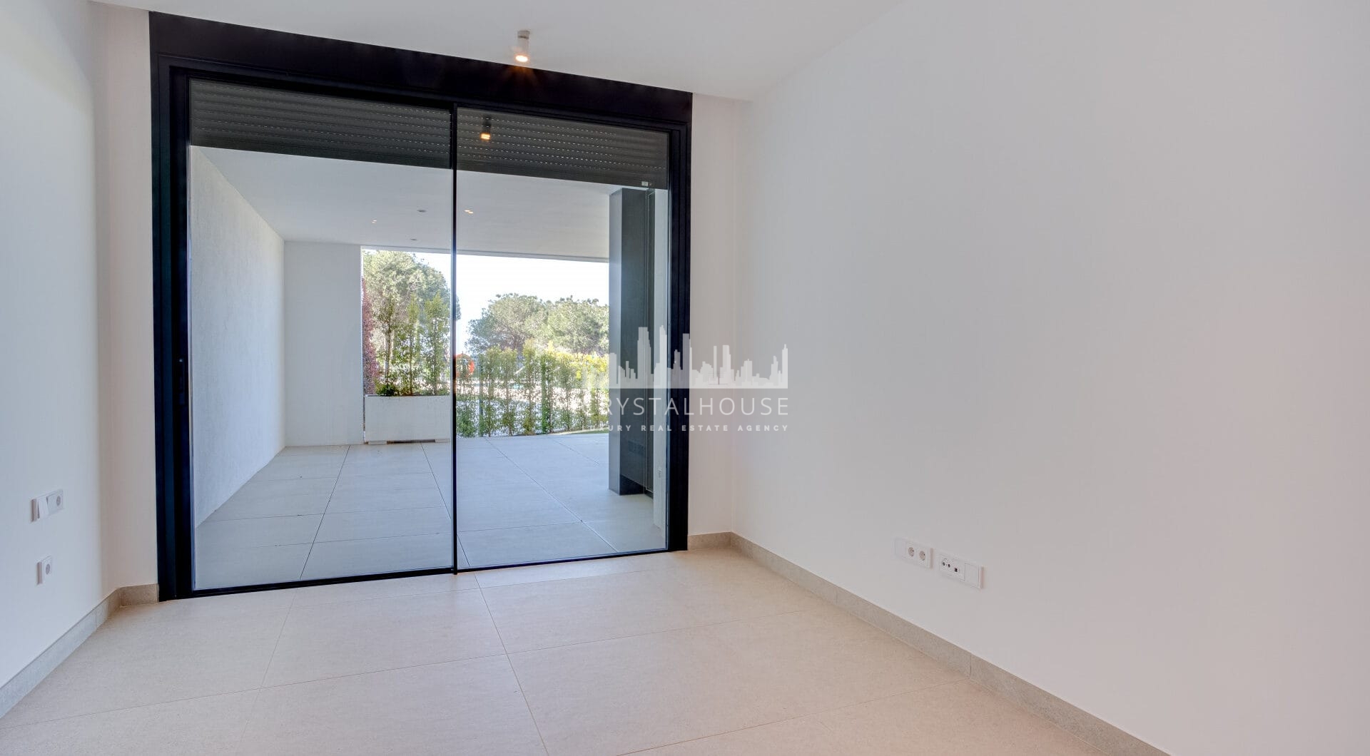 Exclusive new two bedroom apartment in Marbella Sunset, located in Cabopino with stunning sea views