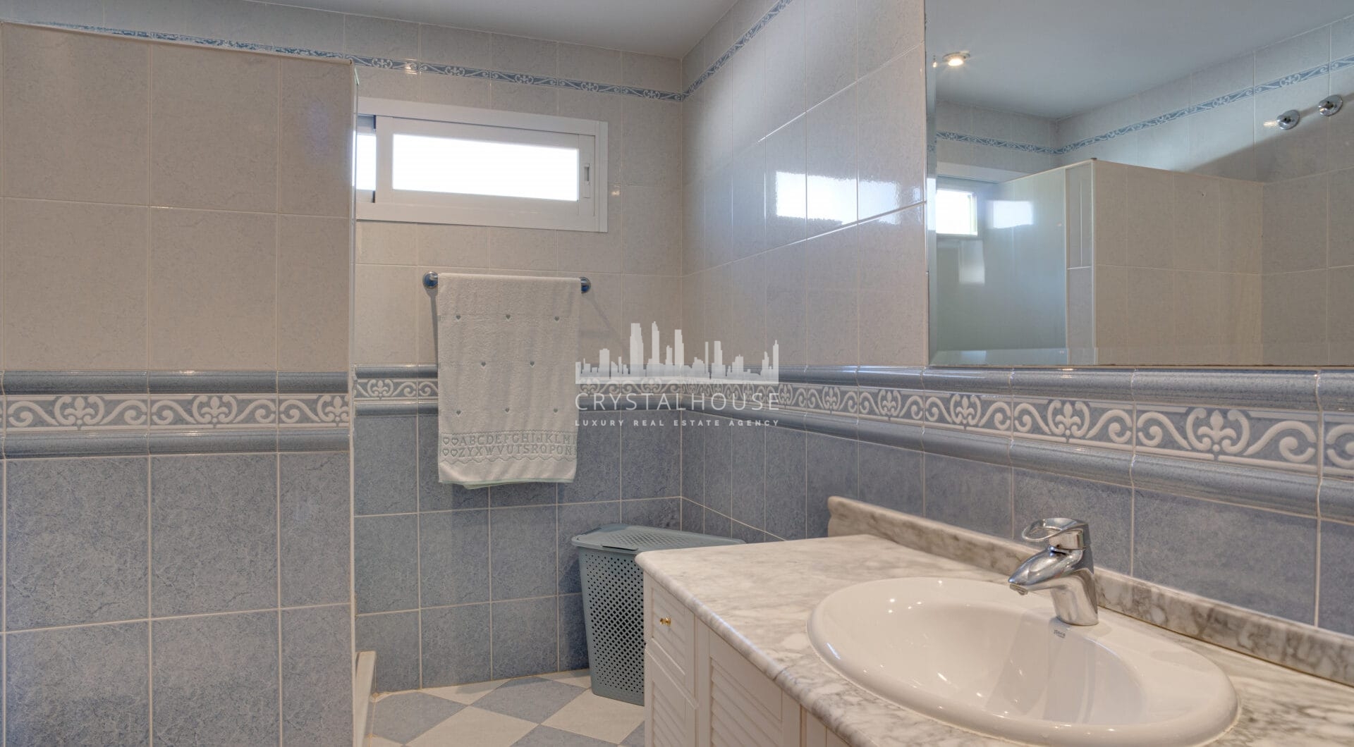 Beautifully Five-Bedroom Villa in Xarblanca, Marbella