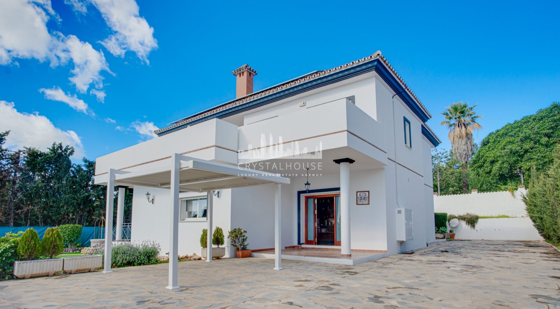 Beautifully Five-Bedroom Villa in Xarblanca, Marbella