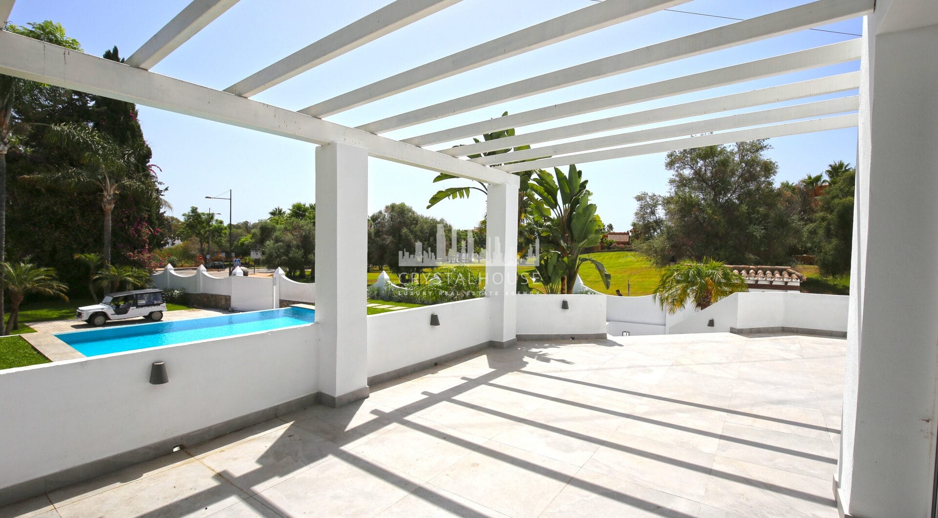 5 Bedroom Fully Refurbished Townhouse - Nueva Andalucía