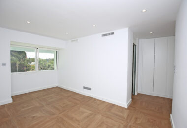 5 Bedroom Fully Refurbished Townhouse - Nueva Andalucía