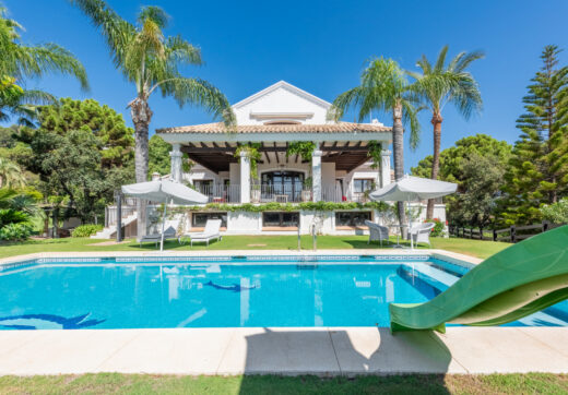 Wonderful villa in La Zagaleta, with sea views and an indoor swimming pool and SPA!