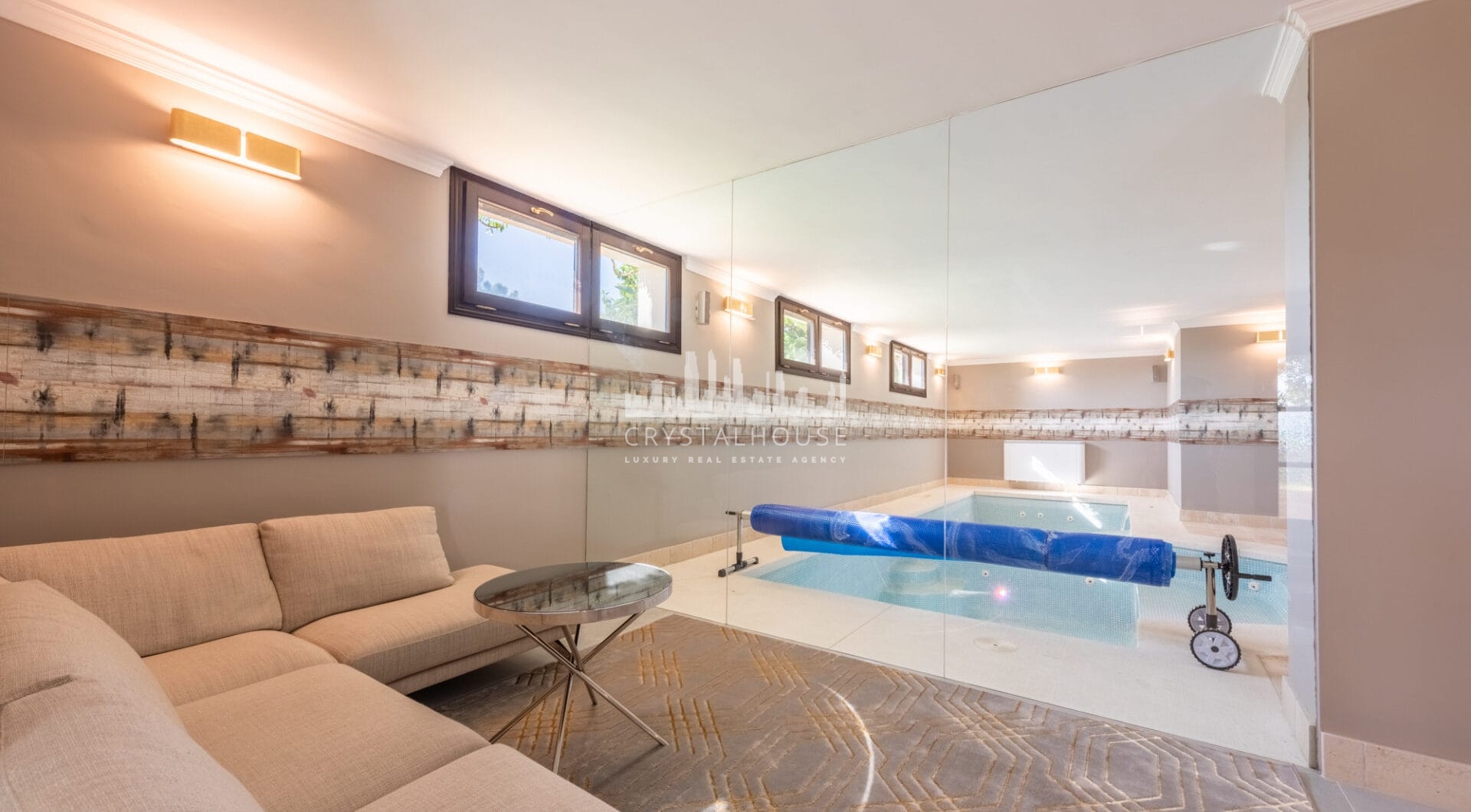 Wonderful villa in La Zagaleta, with sea views and an indoor swimming pool and SPA!