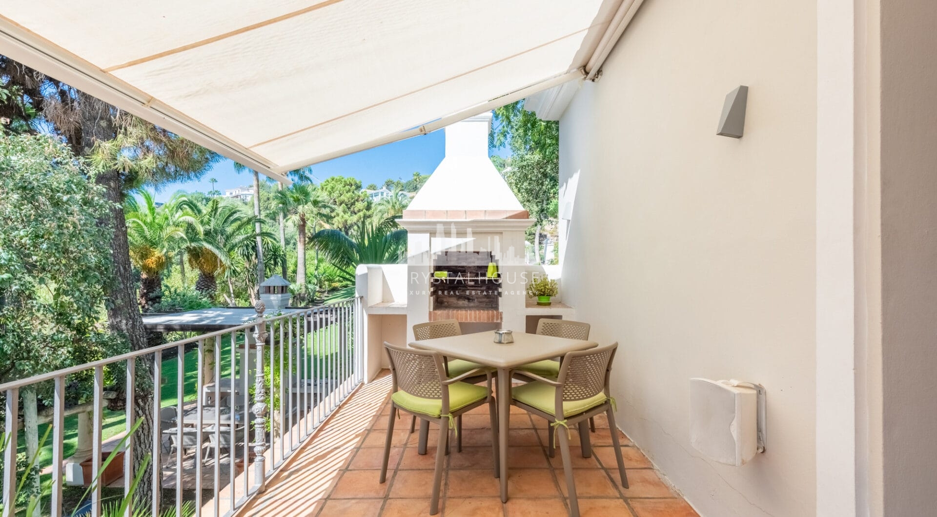 Wonderful villa in La Zagaleta, with sea views and an indoor swimming pool and SPA!